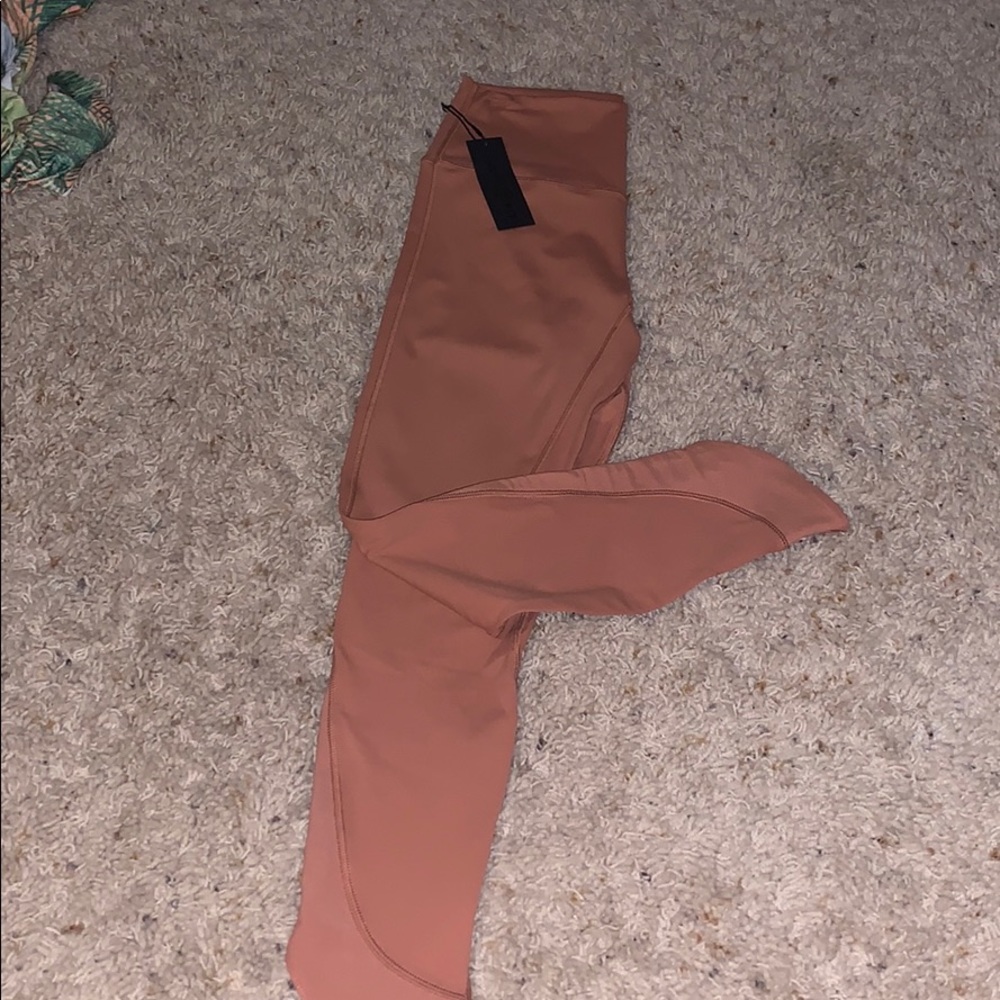 peach leggings